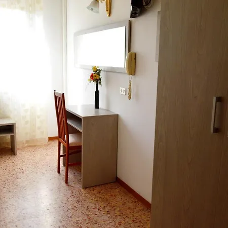 New Cirene For Two People Affittacamere Rimini